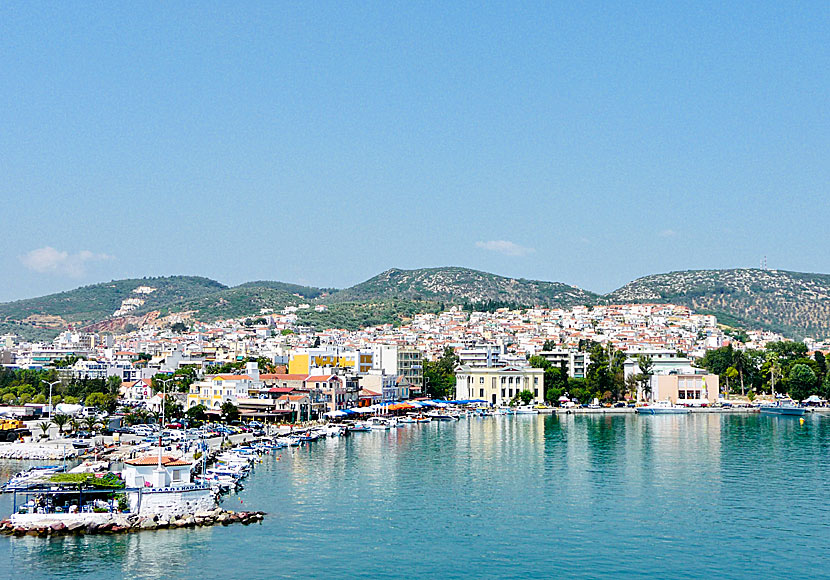 Lesbos huvudstad Mytilini är full av grekiskt vardagsliv och massor med bra restauranger. 