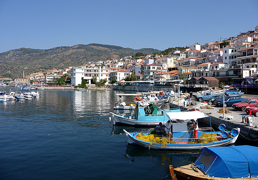 Plomari på Lesbos. Lesbos ligger söder om Chios och tillhör samma ögrupp som Oinousses,