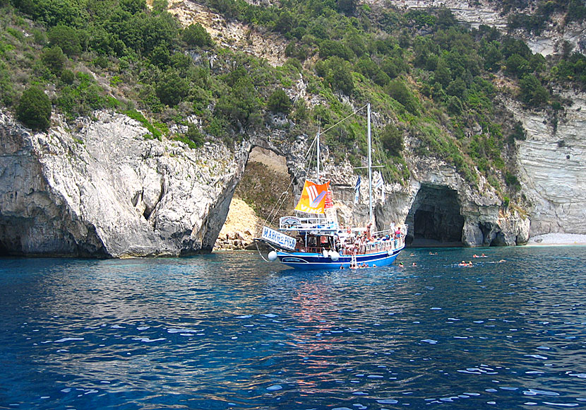 Blue Cave. Skyros. Grekland.