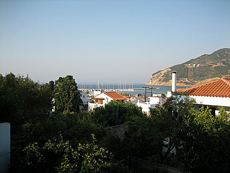 Skopelos. Utsikt från vår balkong.