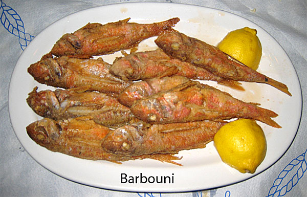 Färsk fisk på Fourni i Grekland.
