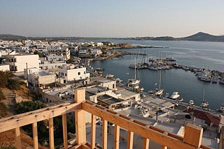 Underbar utsikt från vårt hotellrum… Naxos.