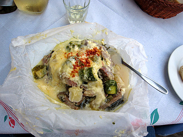 Äta kleftiko i Chania på Kreta.