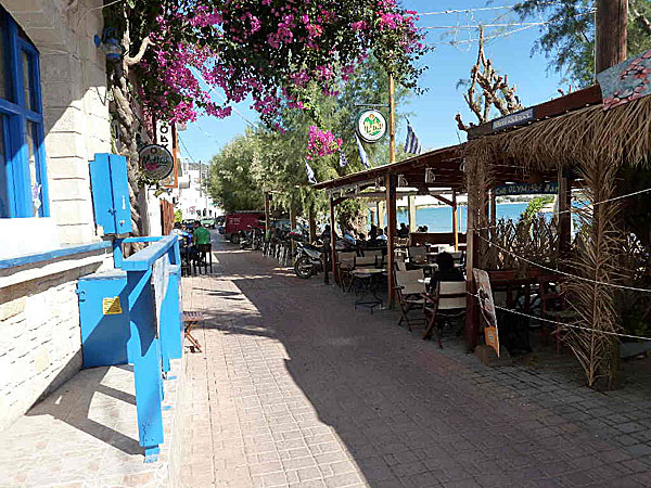 Tavernor och restauranger i Makrigialos på Kreta.