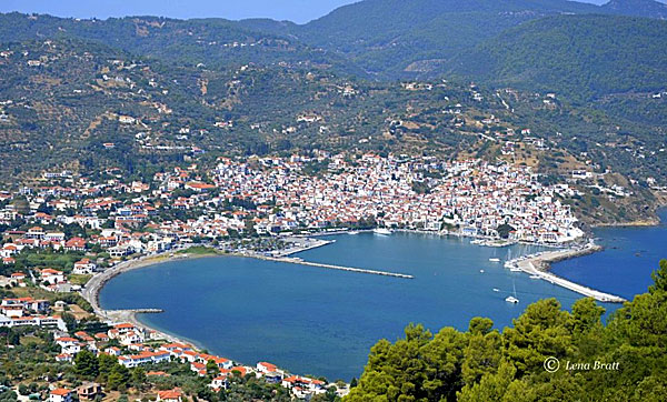 Utsikt över Skopelos stad.